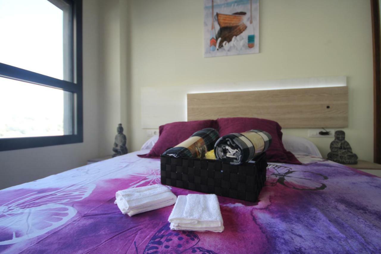 Romantic Loft Apartment Salas de Pallas