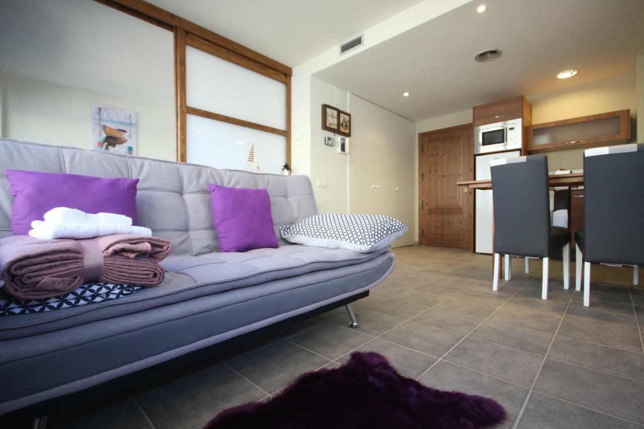 Romantic Loft Apartment Salas de Pallas